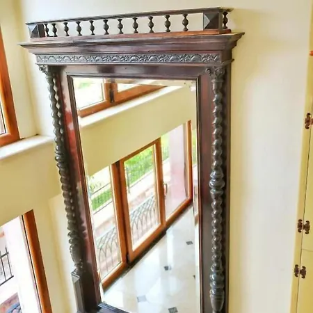 Hotel Stone Hill 2*